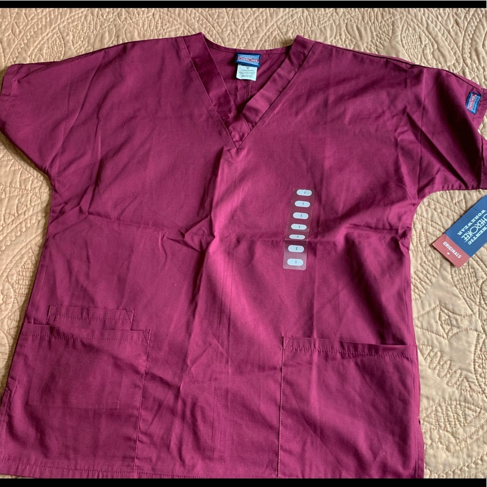 NWT Cherokee cotton v-neck short sleeve scrub S